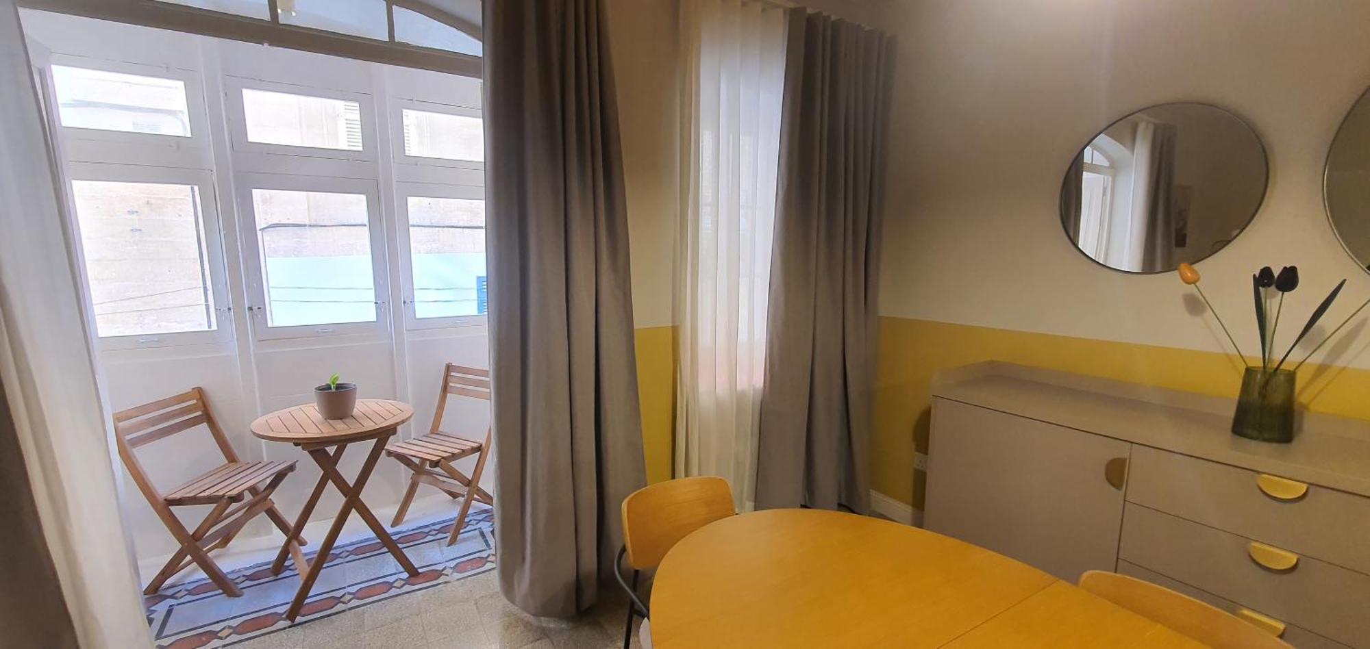 Capital No1 - Zekka Apartament